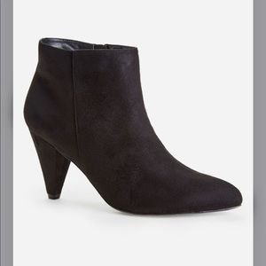 Faux Suede Conical Heel